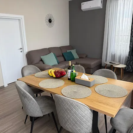 Panoramic Terrace With Elevator Access Sofia