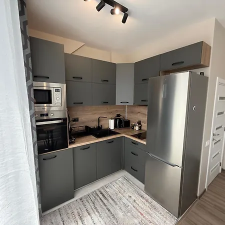 Panoramic Terrace With Elevator Access *