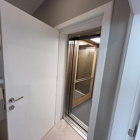 Panoramic Terrace With Elevator Access Sofia
